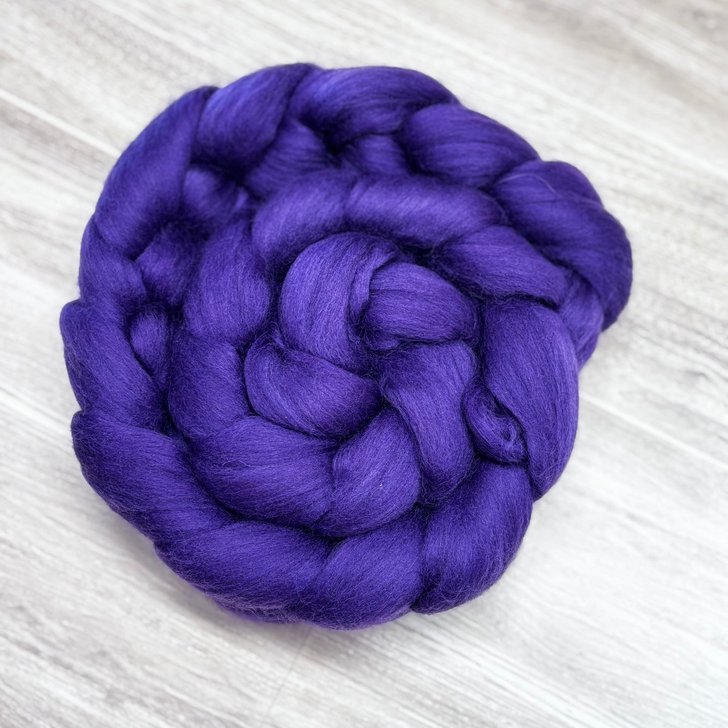 Amethyst Superfine Merino Wool Combed Top - Roving - - Spinning Fiber for Spinning Wheel