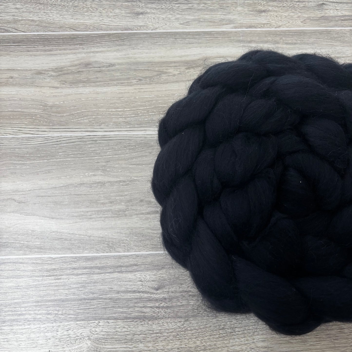 Charcoal Superfine Merino Spinning Wool - Spinning fiber for beginners