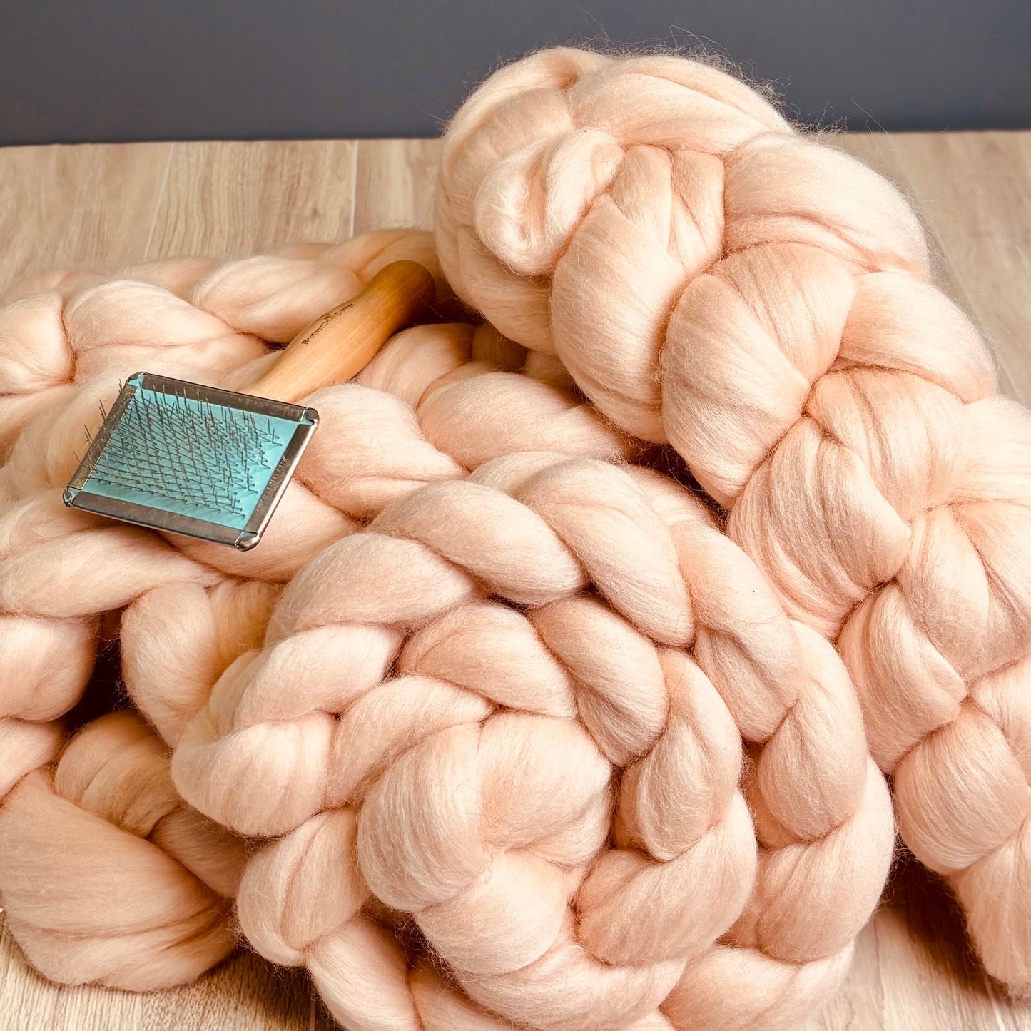 Eggshell Superfine Merino Wool Combed Top - Roving - Spinning Fiber for Spinning Wheel