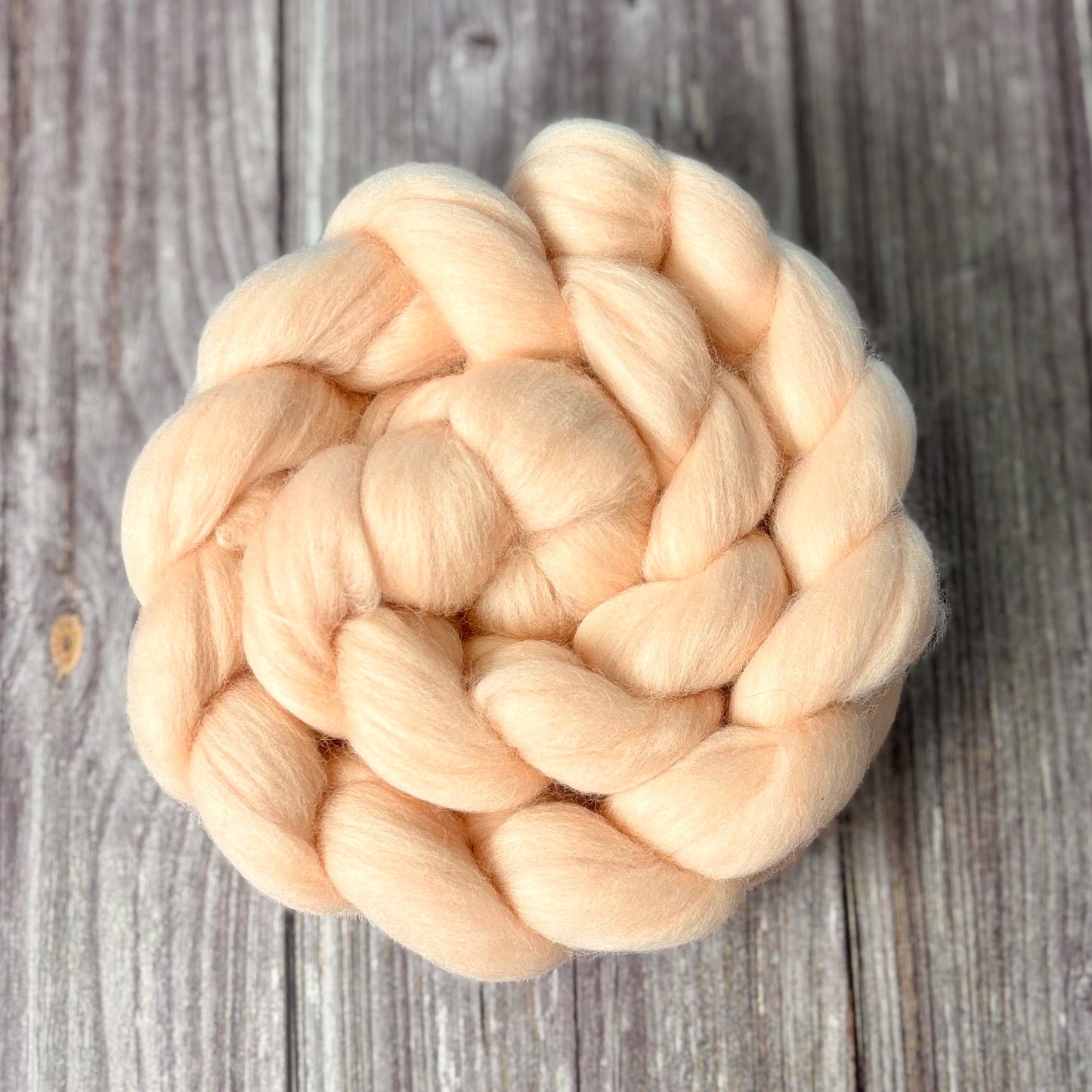 Eggshell Superfine Merino Wool Combed Top - Roving - Spinning Fiber for Spinning Wheel