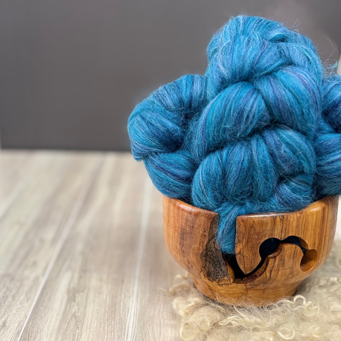 Fountain Blue - Shetland Wool & Bio-Nylon Blend - Combed Top - Roving -Wool Fiber for Spinning