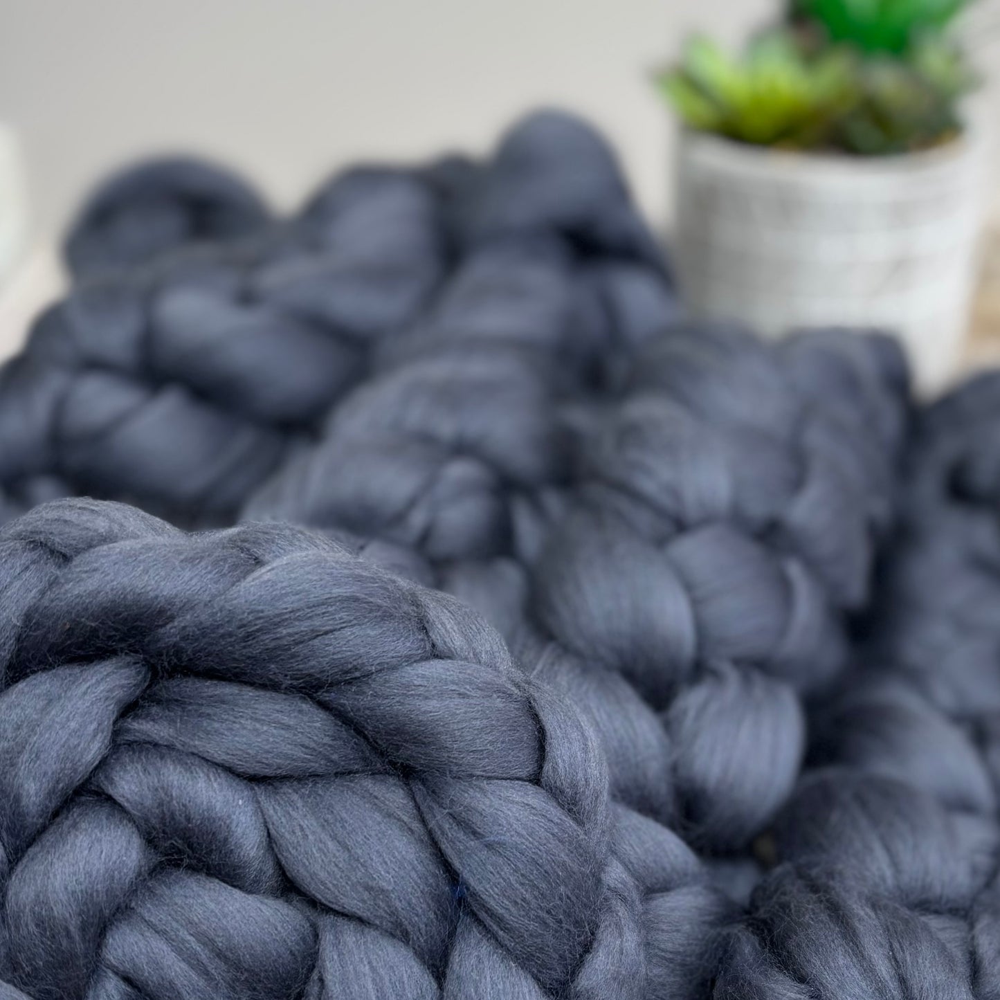Granite Superfine Merino Wool - Dark Grey - spinning fiber for beginners