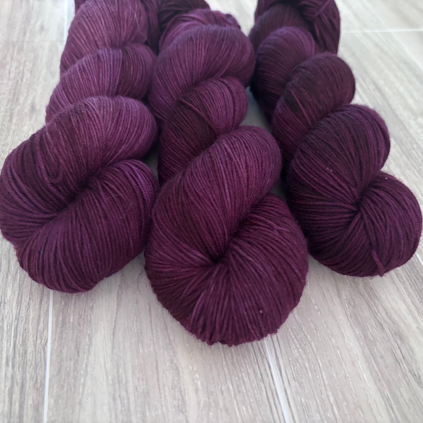 Kissed by Twilight Fingering / Sock Yarn