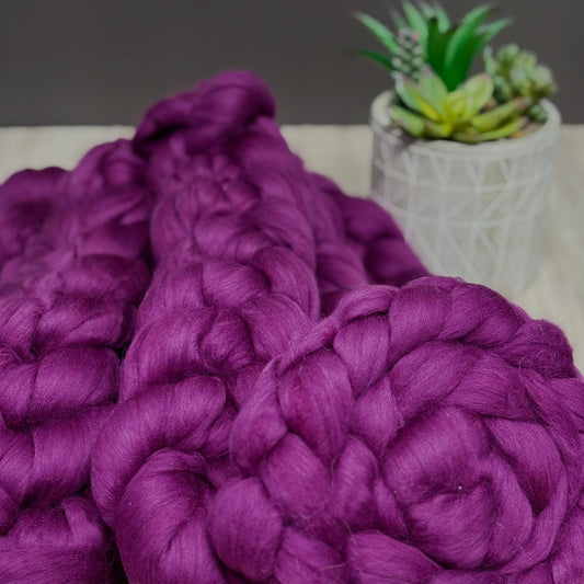 Damson Superfine Merino Wool - Fuschia - Spinning Wool
