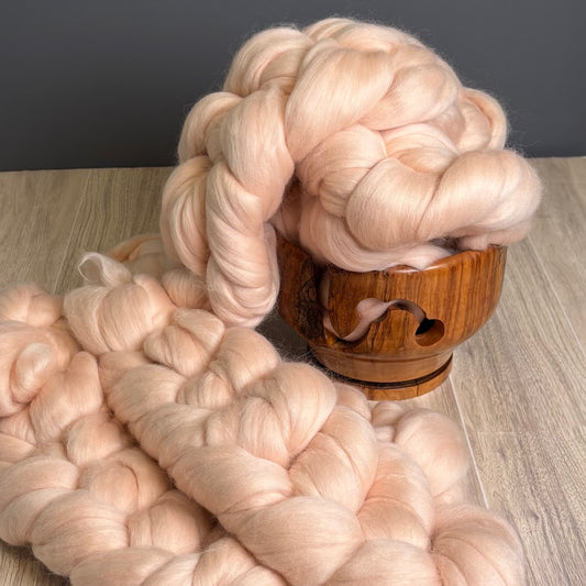 Eggshell Superfine Merino Wool Combed Top - Roving - Spinning Fiber for Spinning Wheel