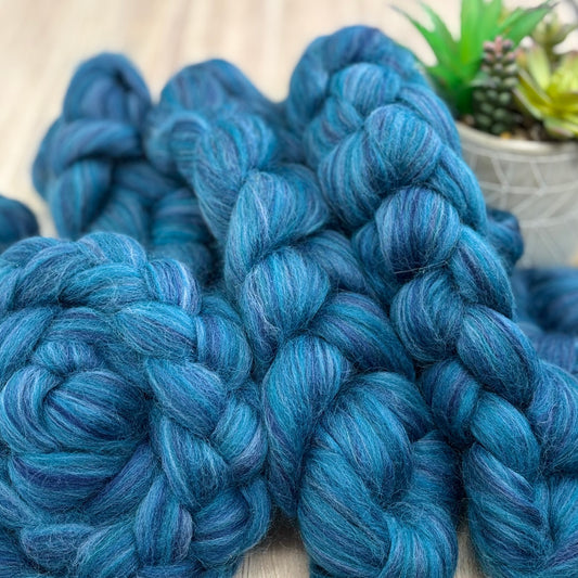 Fountain Blue - Shetland Wool & Bio-Nylon Blend - Combed Top - Roving -Wool Fiber for Spinning