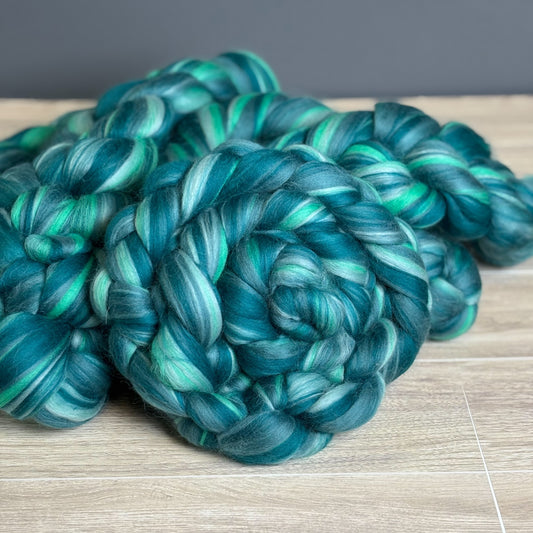 Harmony - Blue & Green Merino Wool - spinning fiber for beginners