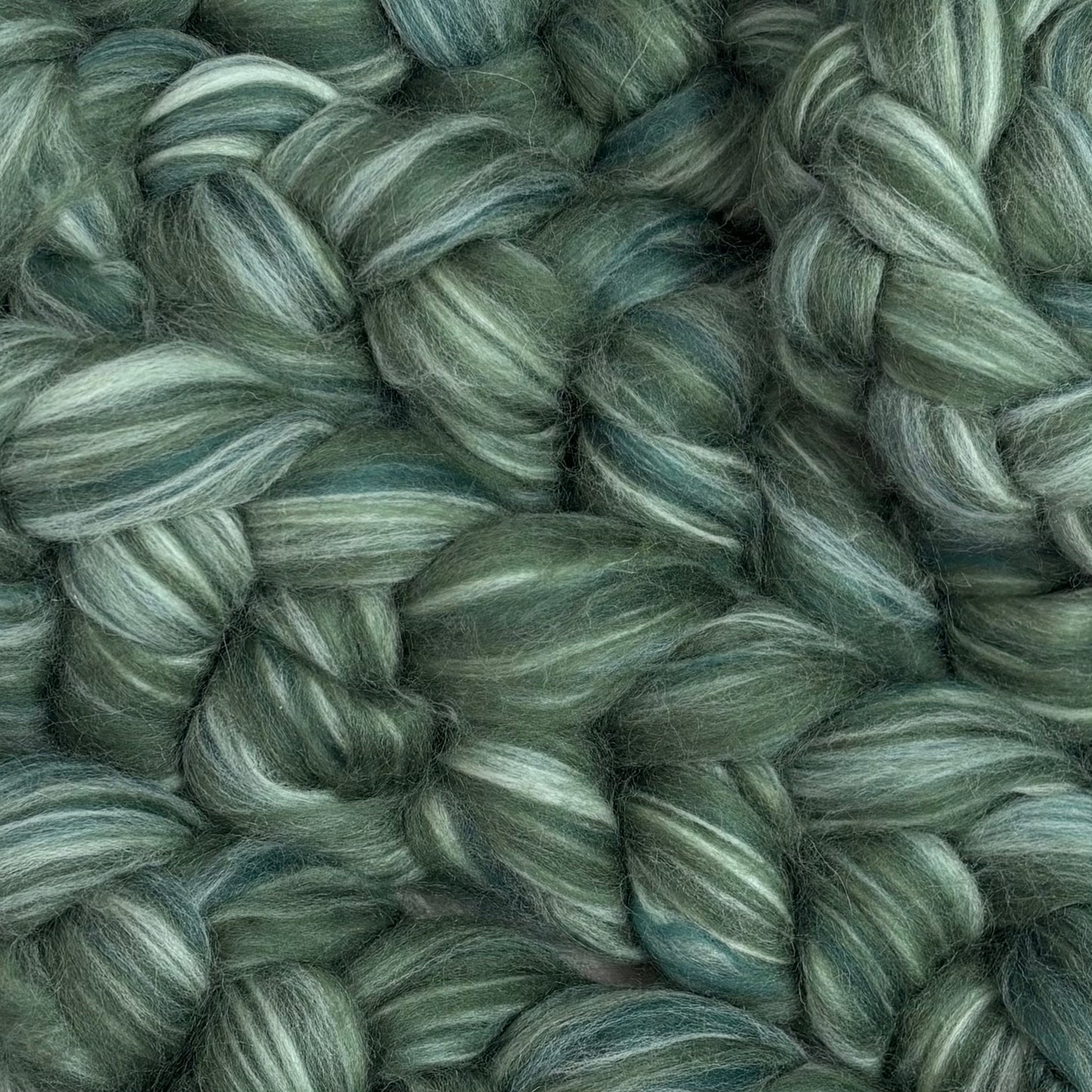 Olive Grove - Merino Wool, Shetland Wool & Bio Nylon Blend - Spinning Fiber for Spinning Wheel