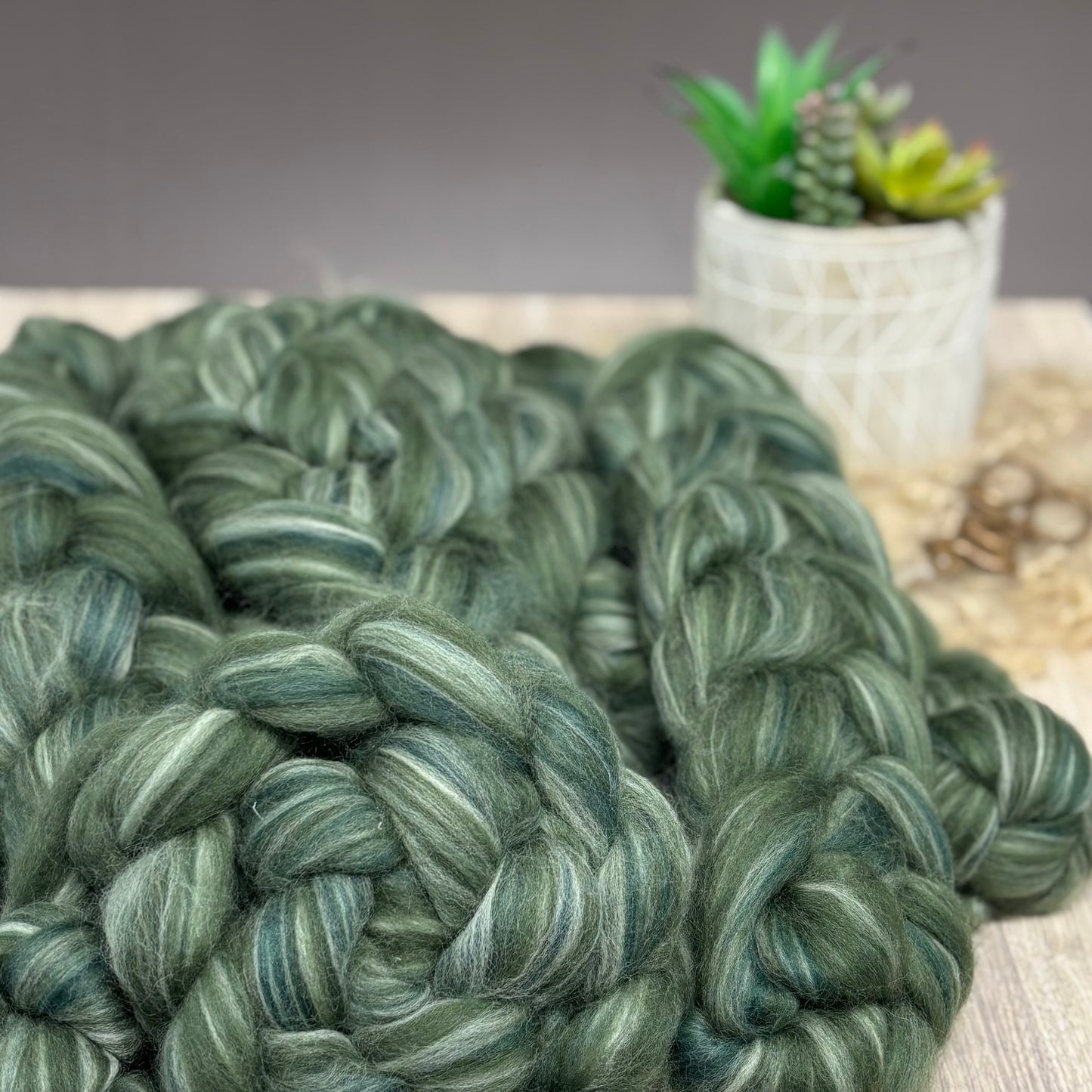 Olive Grove - Merino Wool, Shetland Wool & Bio Nylon Blend - Spinning Fiber for Spinning Wheel