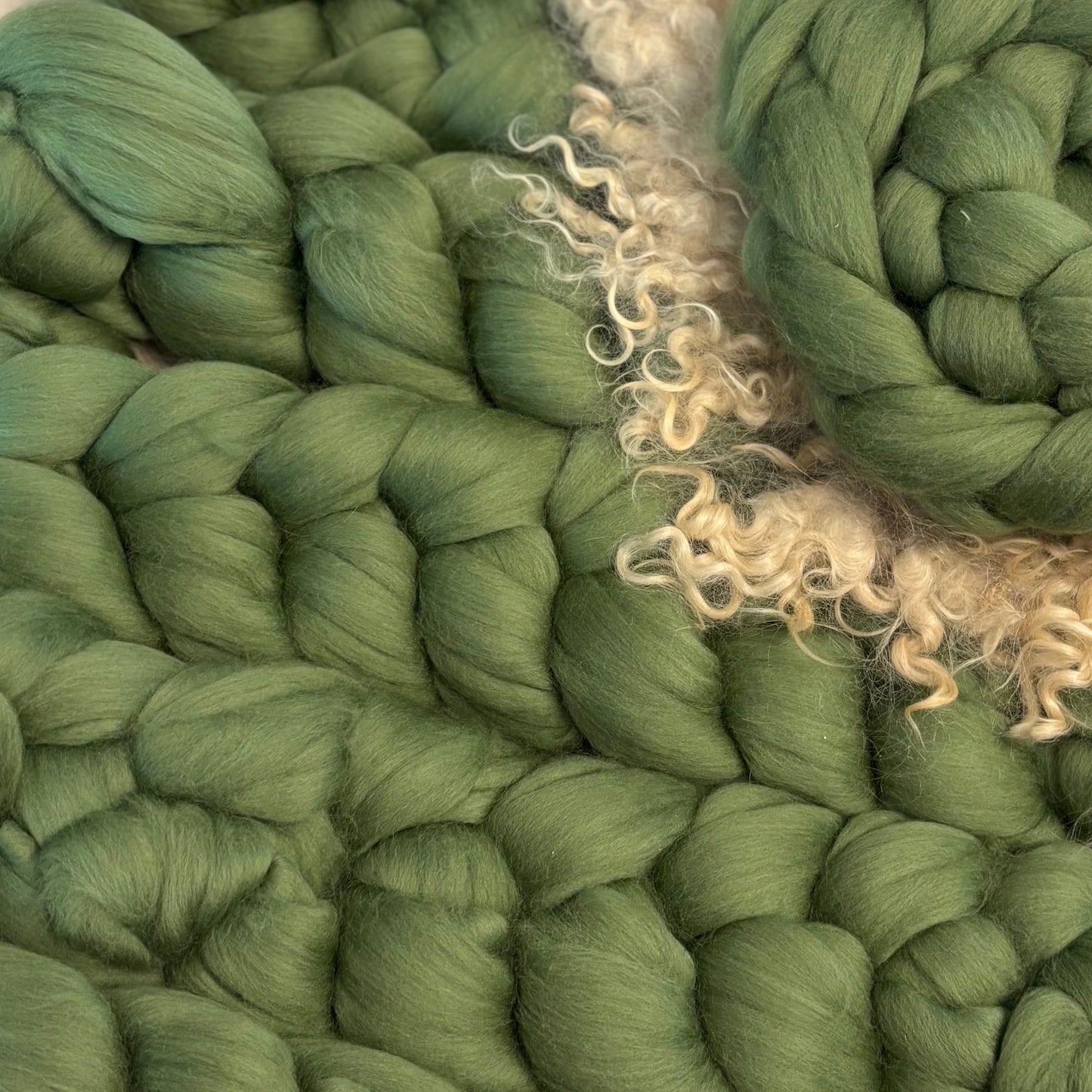 Olive Superfine Merino Wool - Spinning Wool - Spinning fiber for beginners