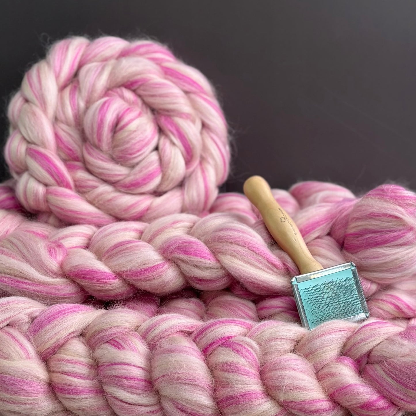 Pressed Pink - Merino Wool, Shetland Wool & Bio-Nylon Blend - Combed Top - Roving -Spinning Wool