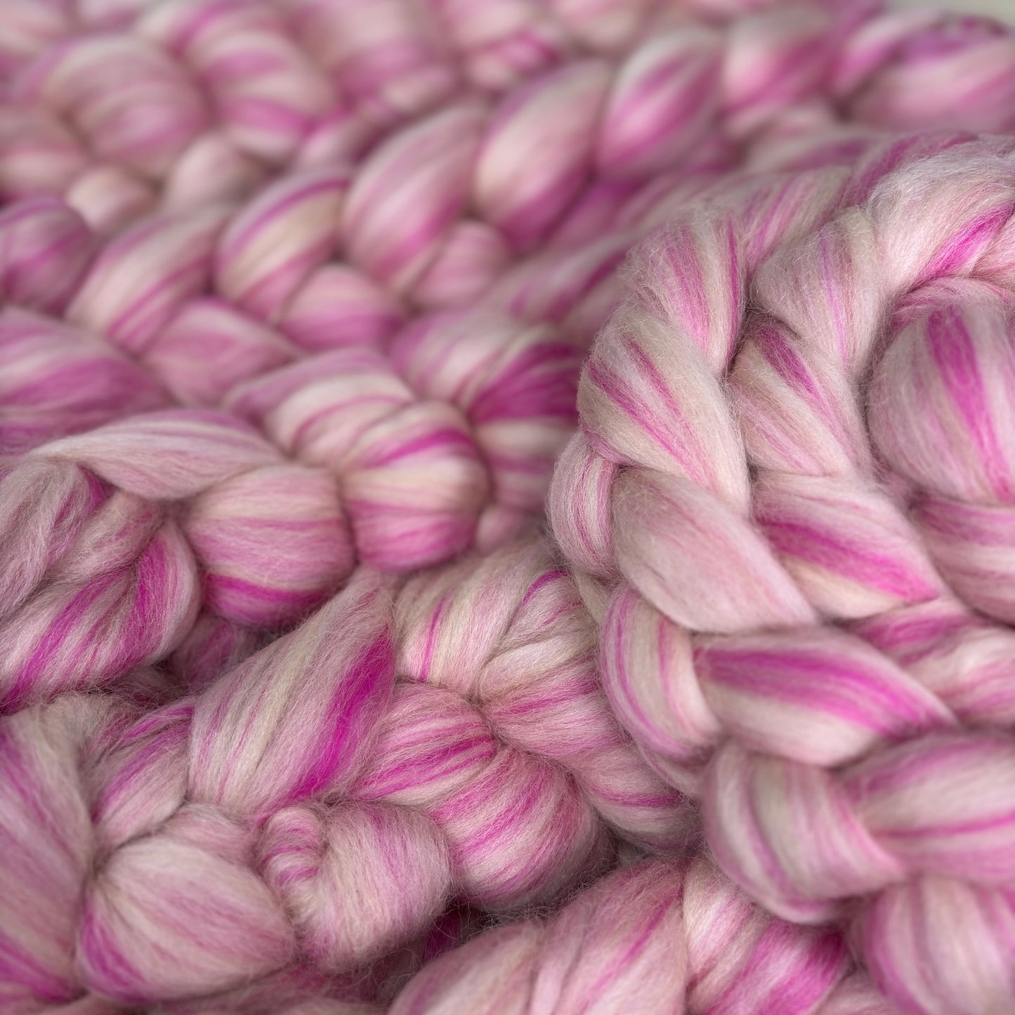 Pressed Pink - Merino Wool, Shetland Wool & Bio-Nylon Blend - Combed Top - Roving -Spinning Wool
