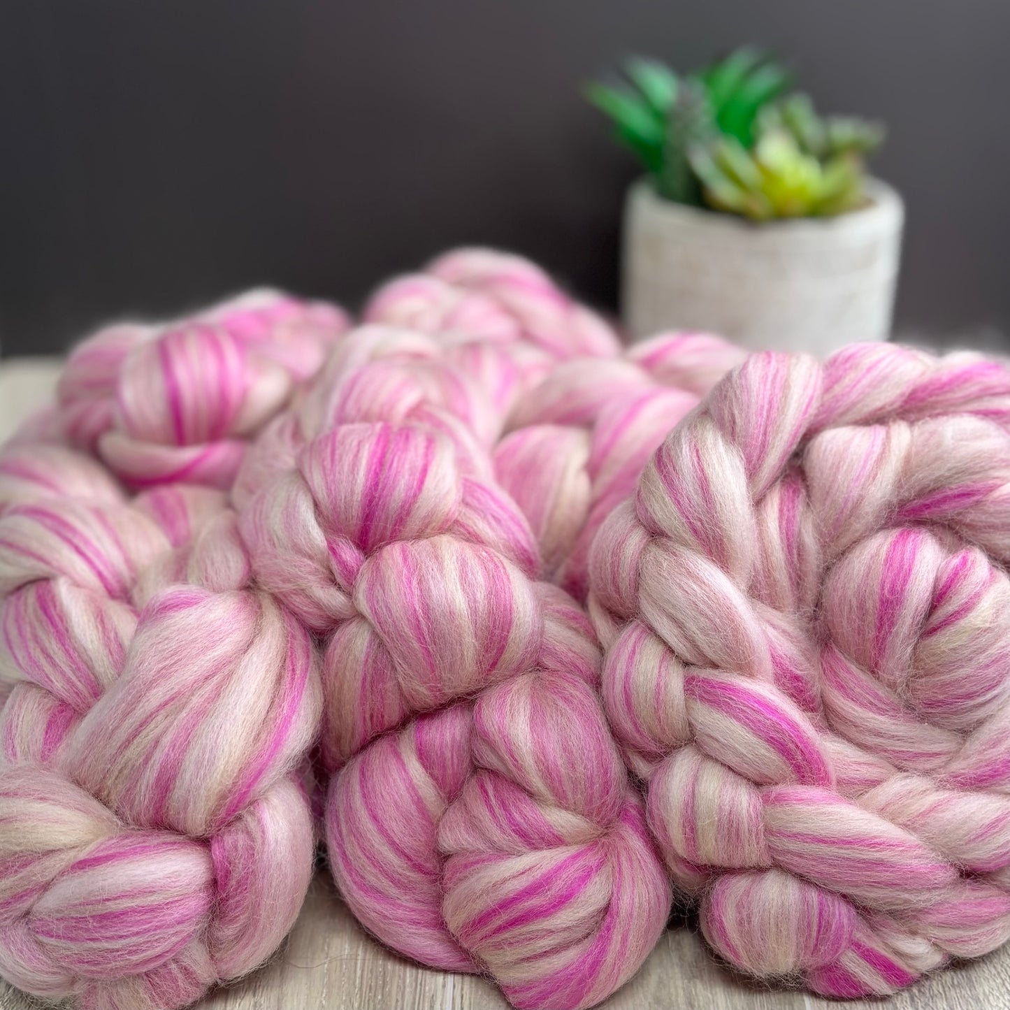 Pressed Pink - Merino Wool, Shetland Wool & Bio-Nylon Blend - Combed Top - Roving -Spinning Wool