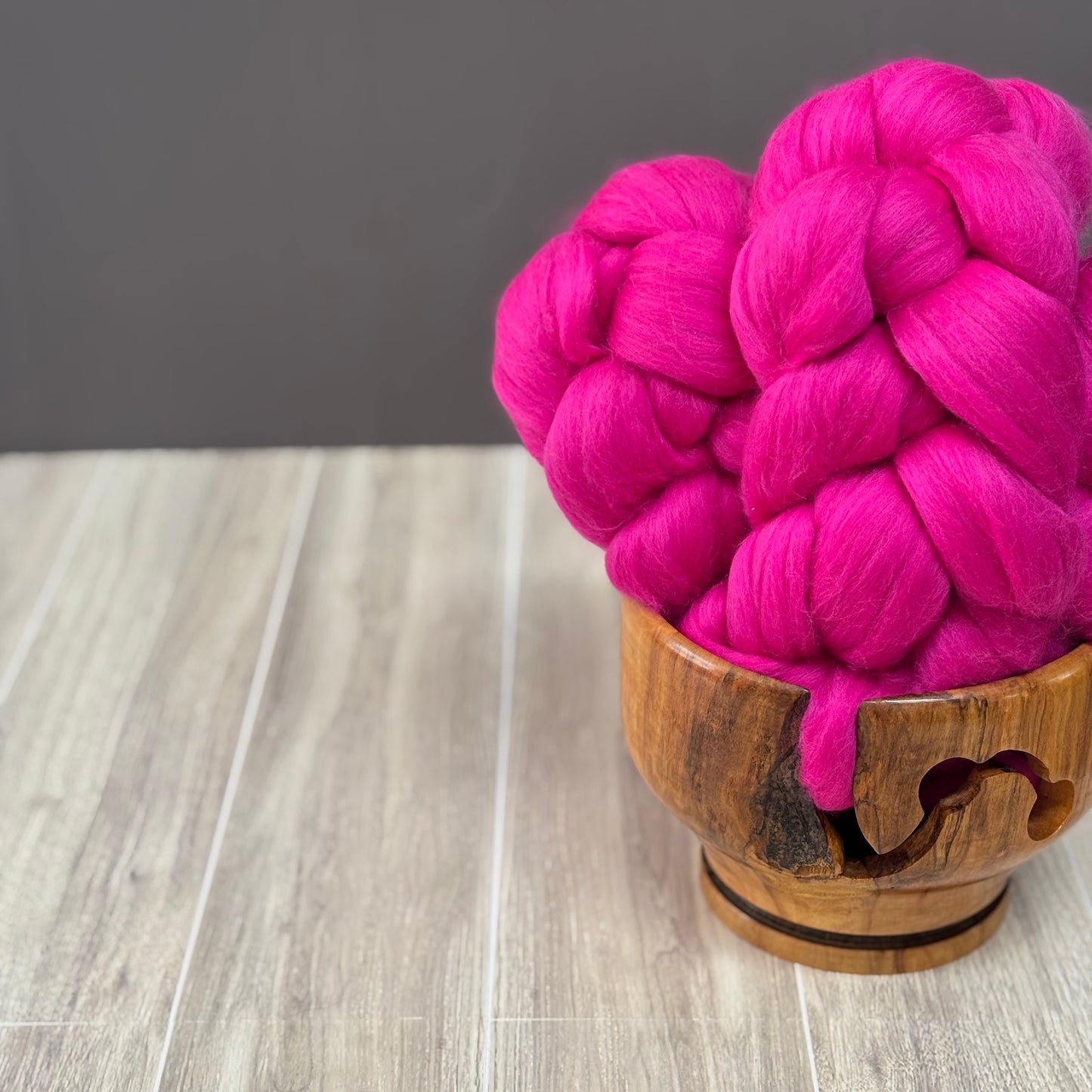 Raspberry Superfine Merino Spinning Wool - Spinning fiber for beginners