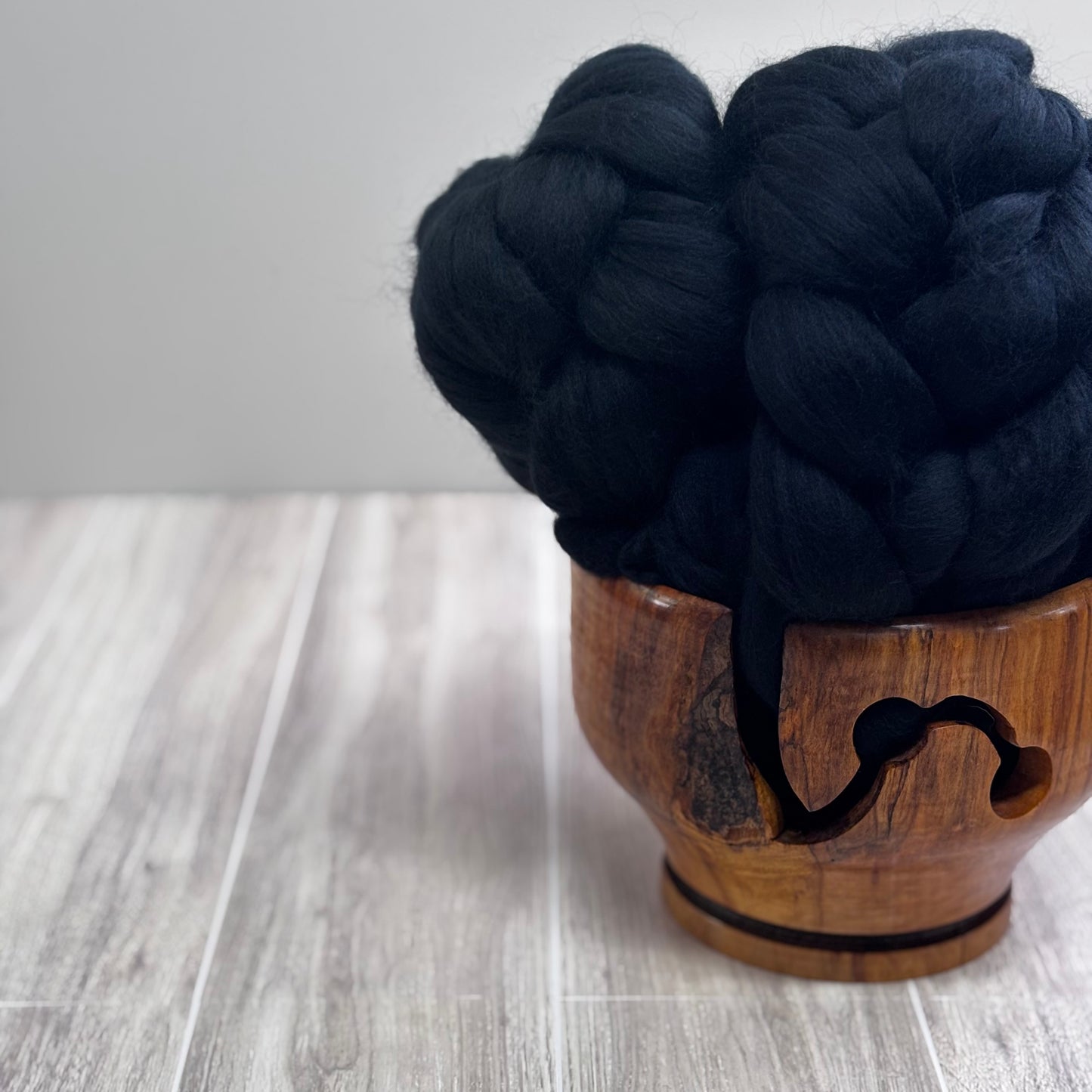 Raven Superfine Merino Wool Combed Top - Roving - Spinning Fiber for Spinning Wheel