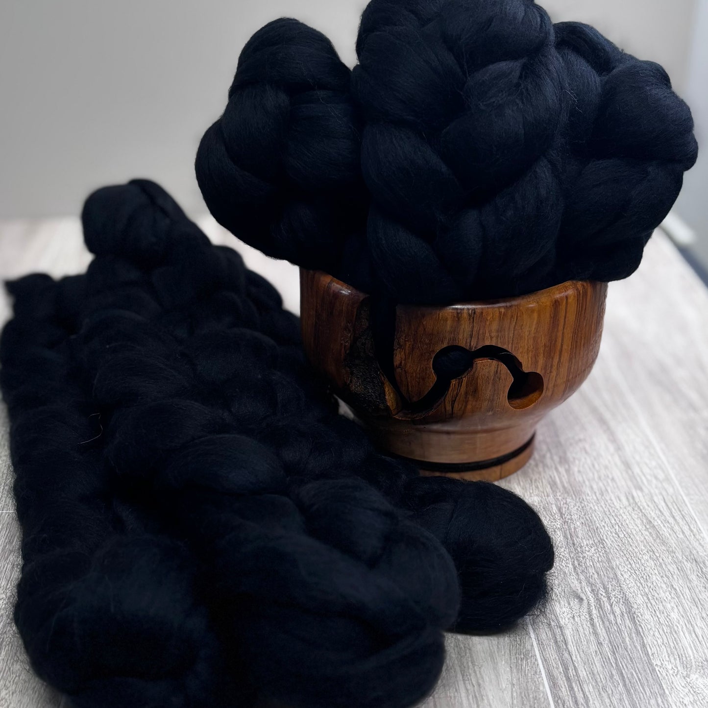 Raven Superfine Merino Wool Combed Top - Roving - Spinning Fiber for Spinning Wheel
