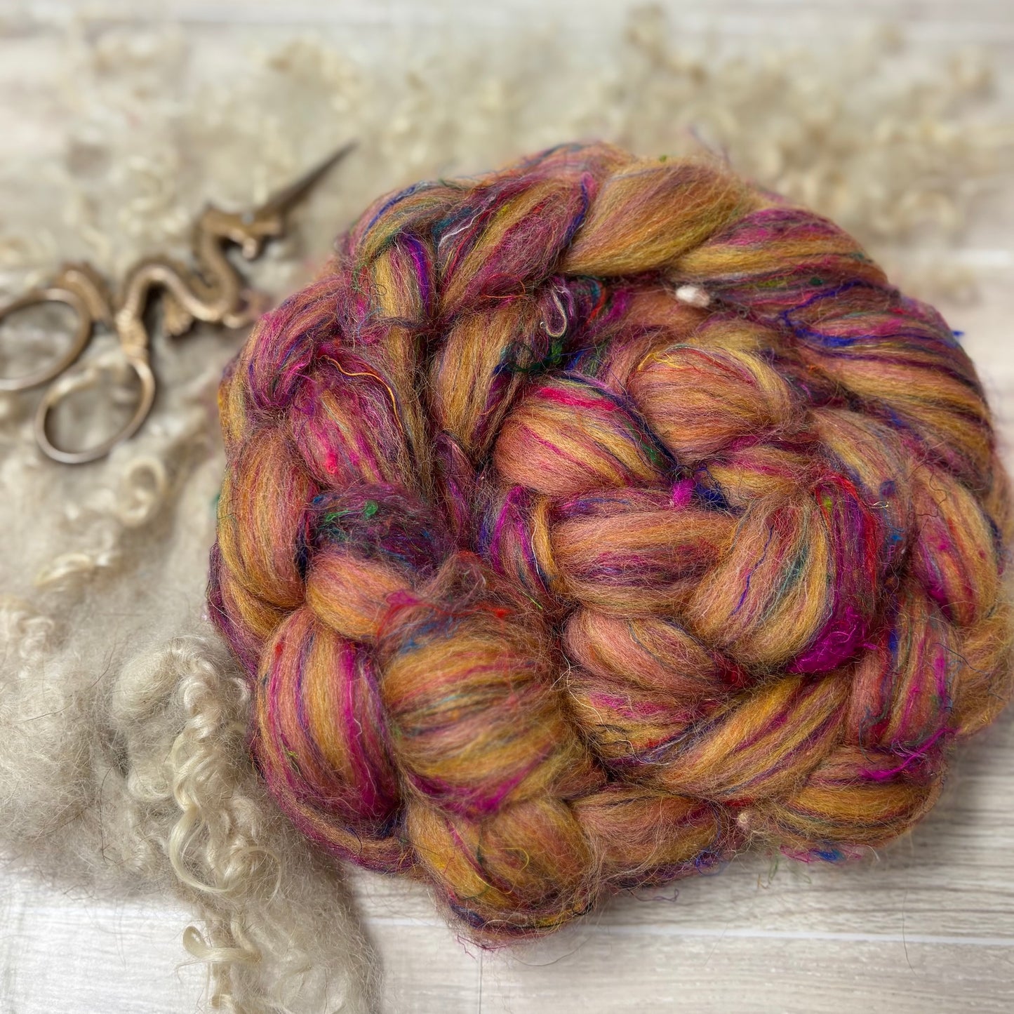 Retro - Recycled Wool & Sari Silk fiber for spinning