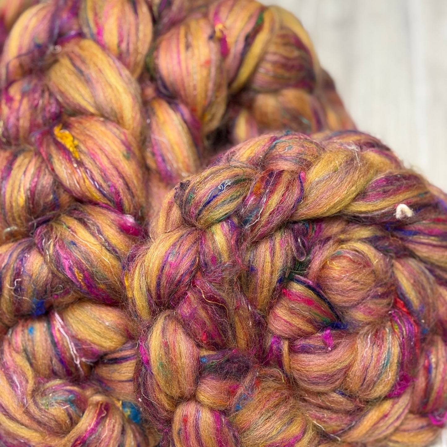 Retro - Recycled Wool & Sari Silk fiber for spinning