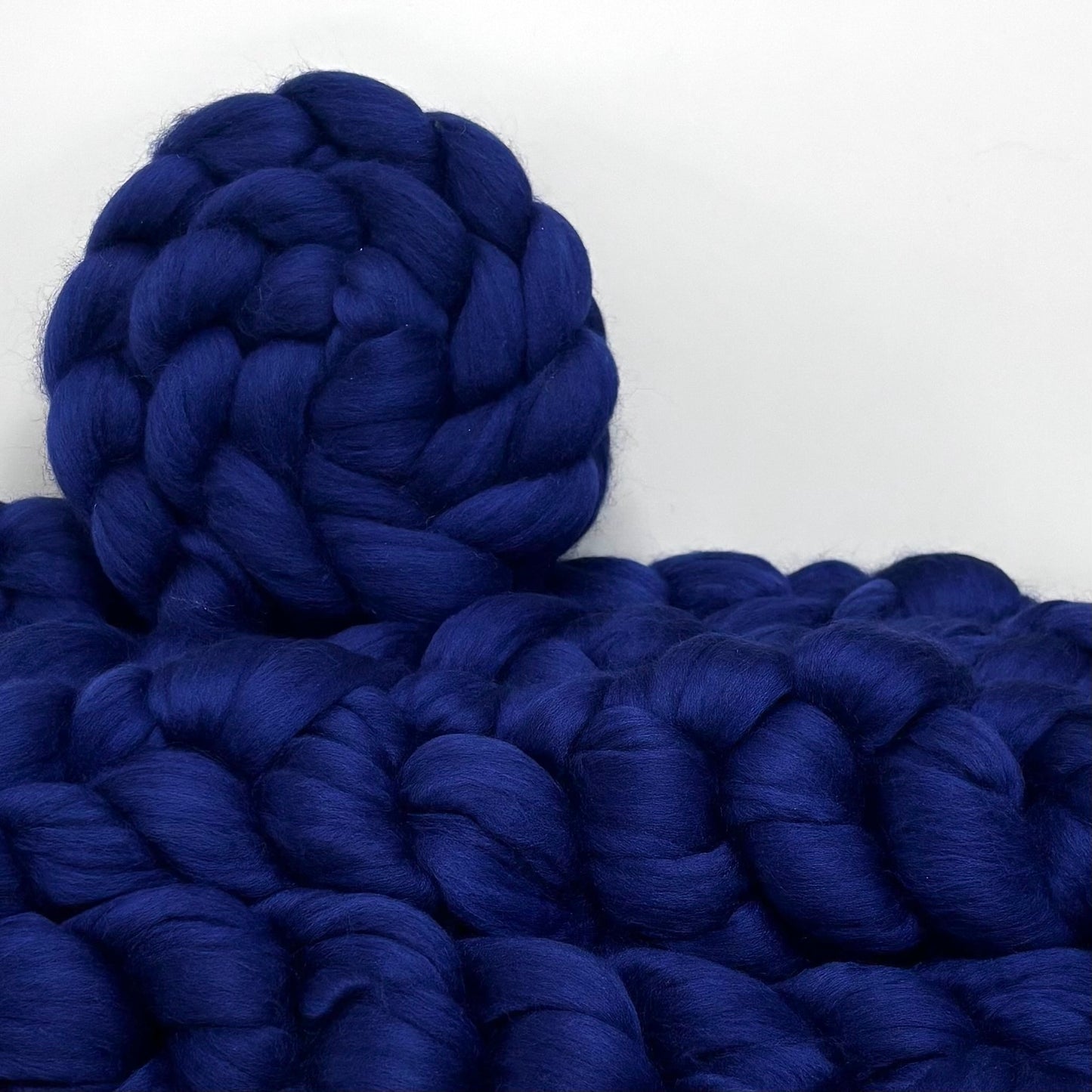 Tanzanite Superfine Merino Spinning Wool - Spinning fiber for beginners
