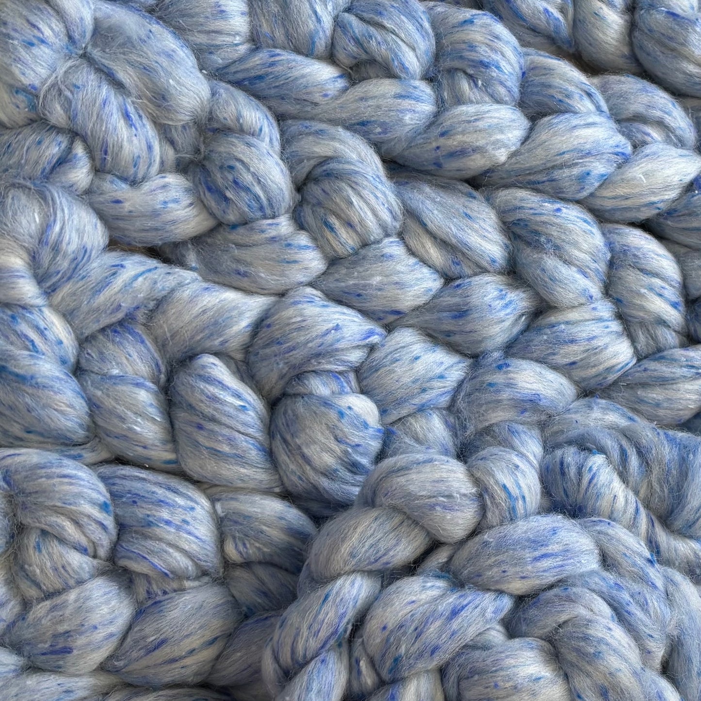 Tea Cup Blue Tweed Roving Combed Top Spinning Fiber