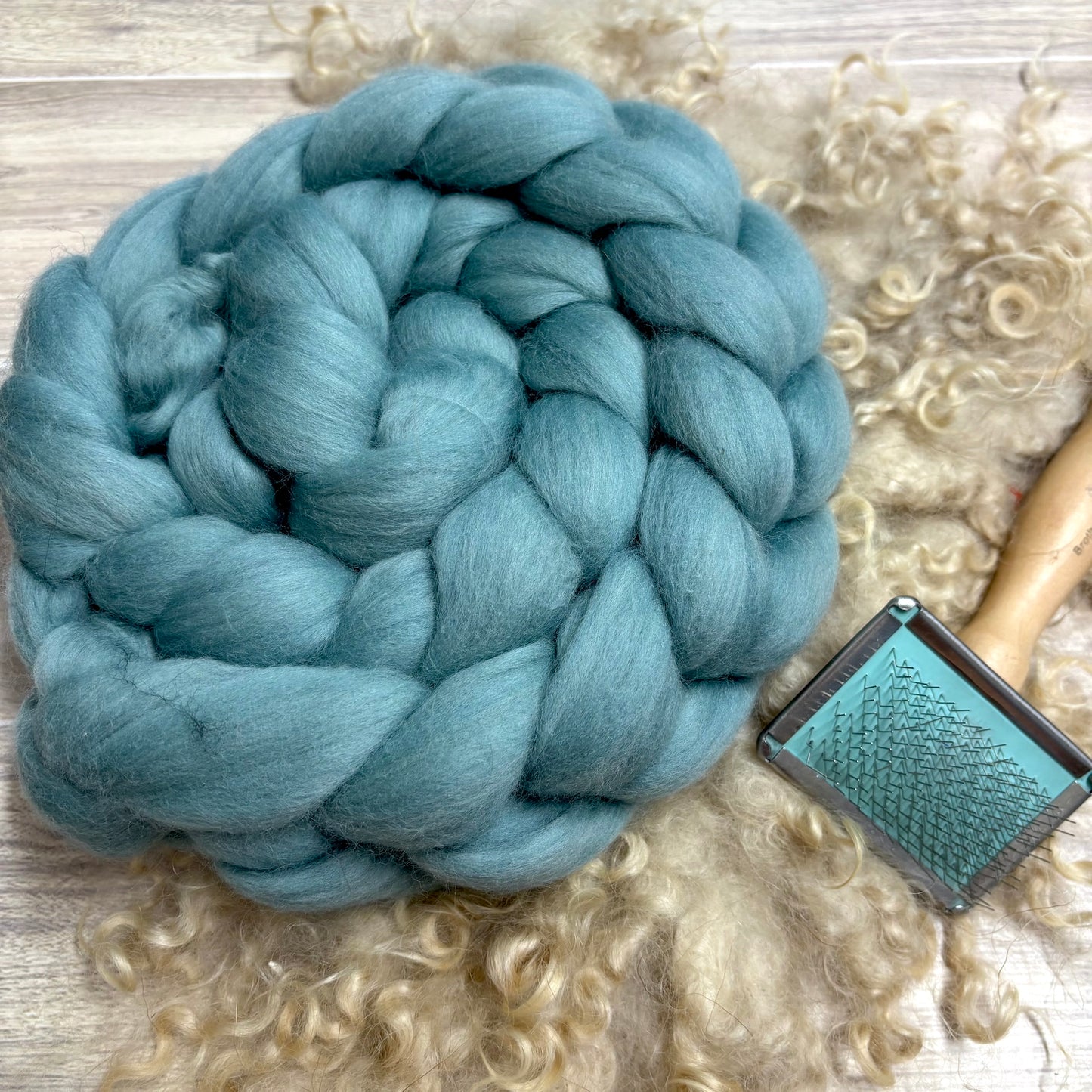 Teal Superfine Merino Spinning Wool - Spinning fiber for beginners