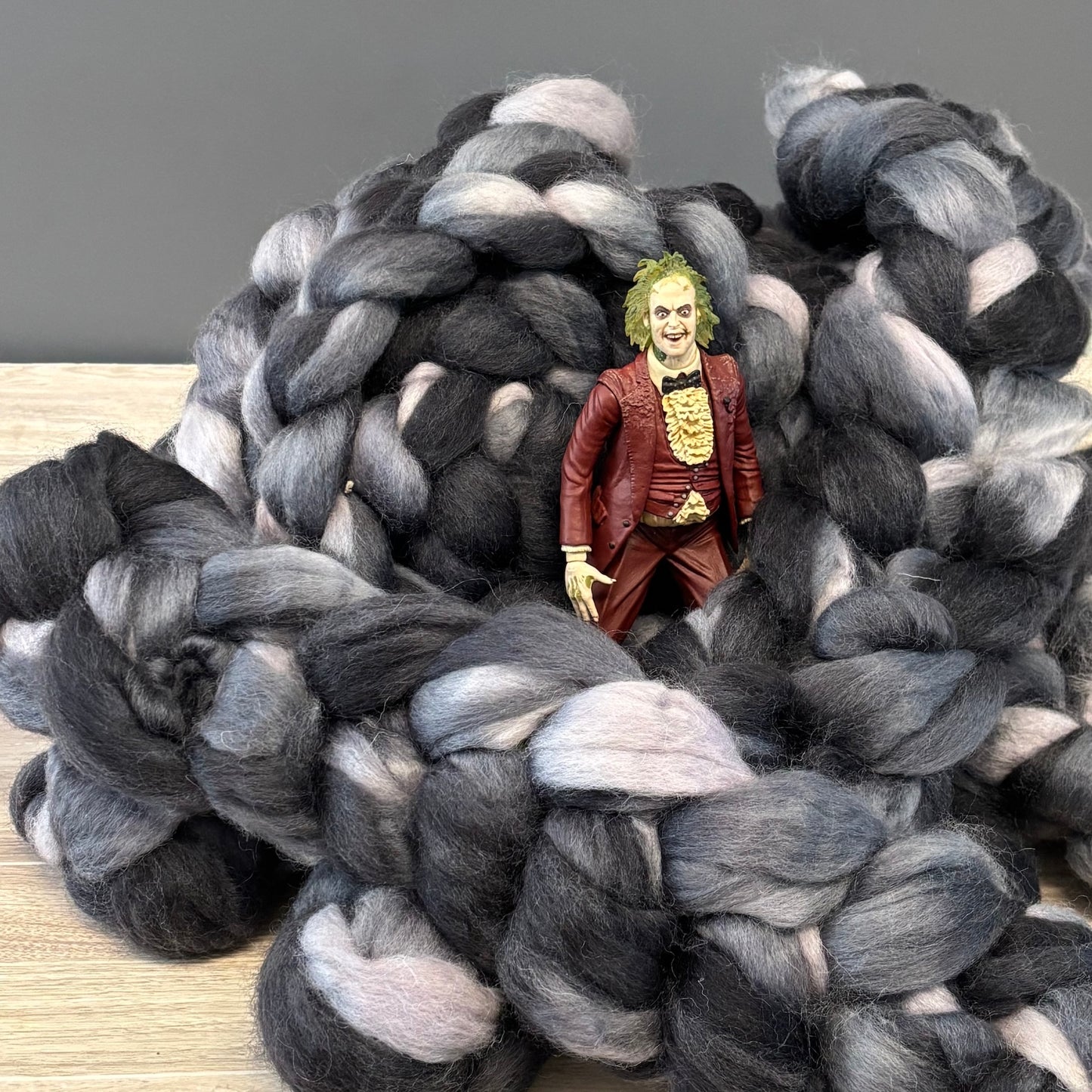 Titan Wool Top - Black & Cream - Combed Top- Wool Roving for Spinning wool or felting _Hand Dyed