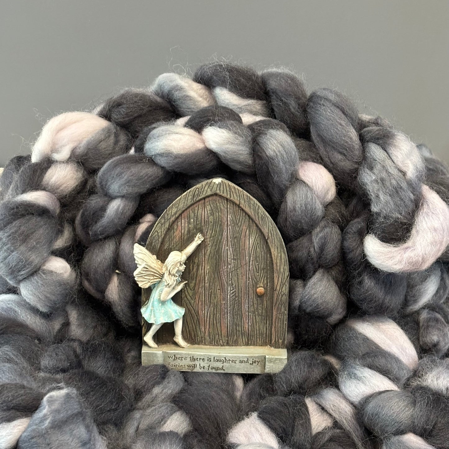 Titan Wool Top - Black & Cream - Combed Top- Wool Roving for Spinning wool or felting _Hand Dyed