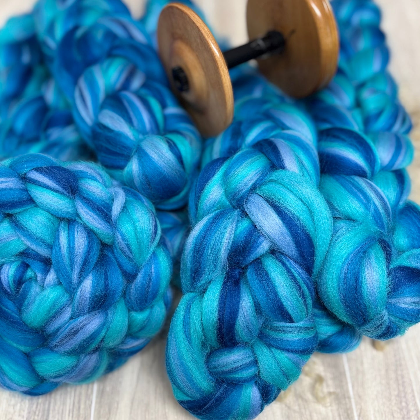 Tranquil - Blue Merino Wool - spinning fiber for beginners