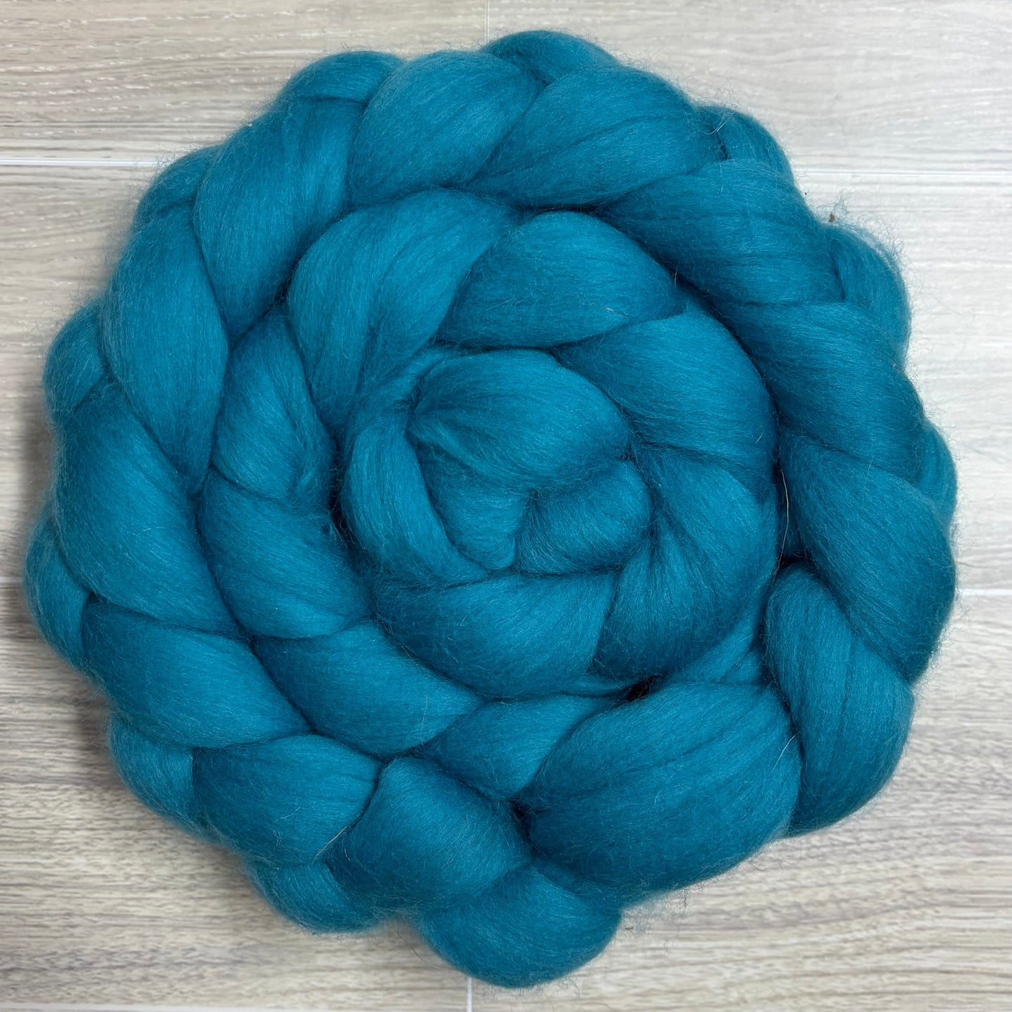 Turquoise Superfine Merino Wool Combed Top - Roving - Spinning Fiber for Spinning Wheel
