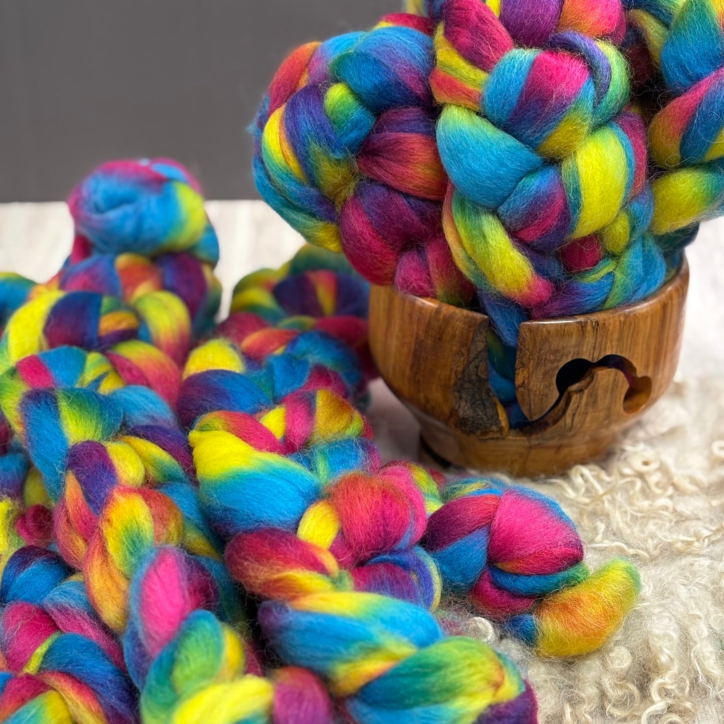 Venus Wool Top - Rainbow - Combed Top - Wool Roving for Spinning wool or felting