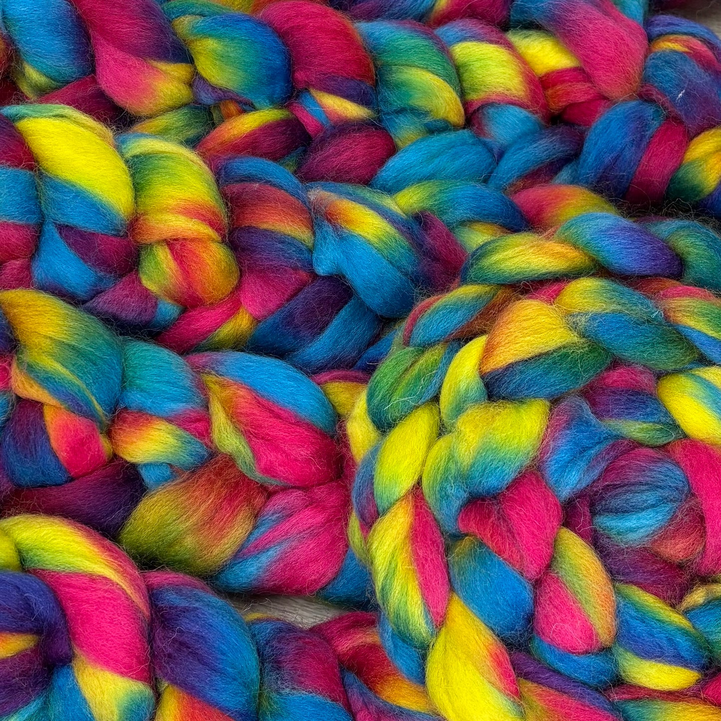 Venus Wool Top - Rainbow - Combed Top - Wool Roving for Spinning wool or felting