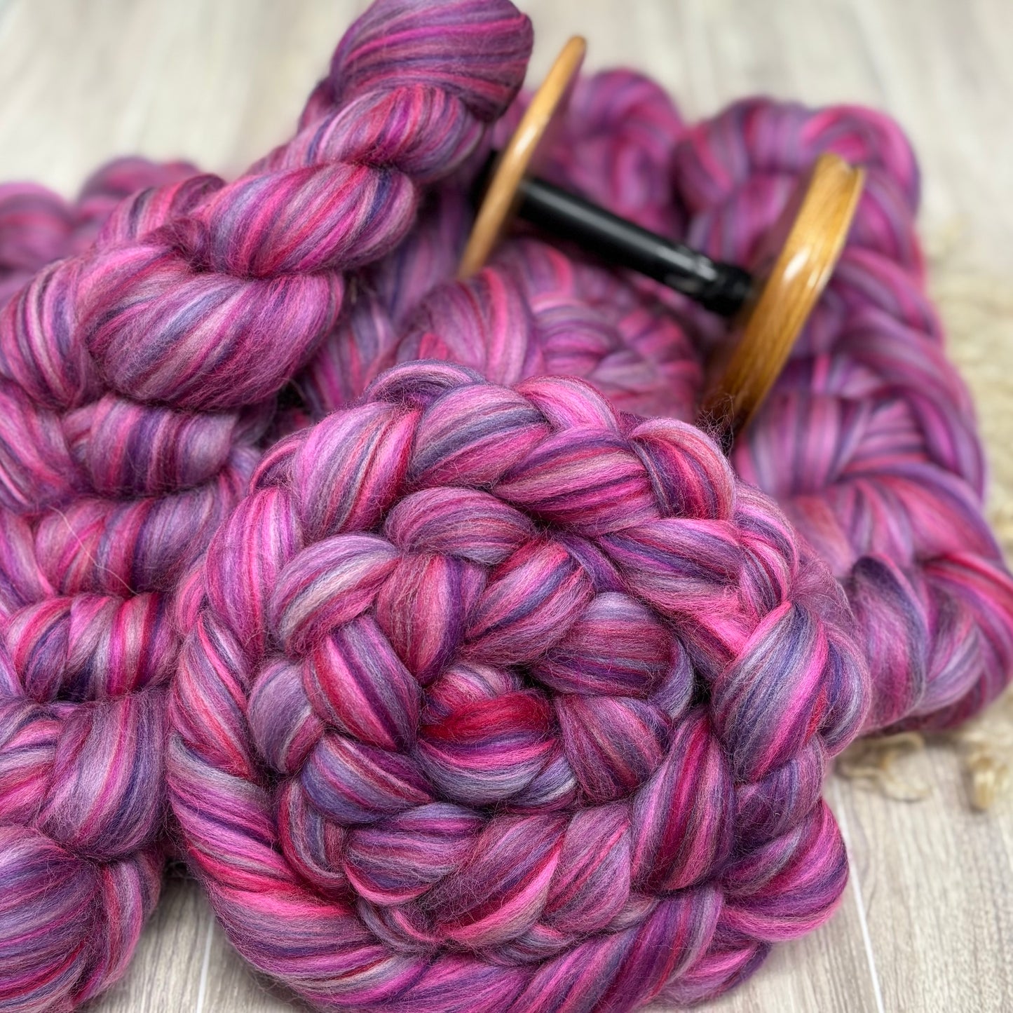 Whisper - Merino Wool Blend - spinning fiber for beginners